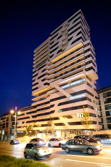 Das h?chste innerst?dtische Hochhaus in Stuttgart: Cloud No. 7 im Europaviertel.