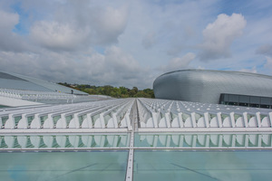  Das Einkaufszentrum Docks in Brüssel mit einem Lüftungs- und Brandlüftungssystm ausgestattet, das Colt International speziell für dieses Einkaufszentrum konzipiert und installiert hat. 