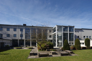  Innenhof der Katholischen Hochschule in Aachen 