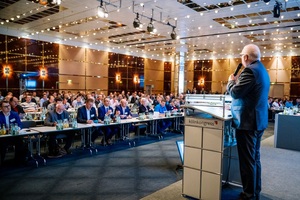  Neben der Fachmesse bieten die VdSBrandschutztage ein Rahmenprogramm mit insgesamt acht Fachtagungen 