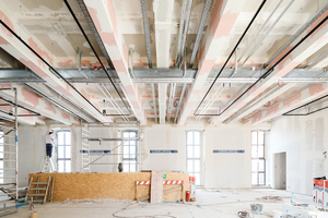  <div class="bildtext">Die fachgerechte Ertüchtigung von Betondecken, Stahltragwerkskonstruktionen und -brücken auf die geforderte Feuerwiderstandsklasse F 90 wurde mit den beiden Geschäftsbereichen Siniat und Promat der Etex Building Performance GmbH umgesetzt.</div> 