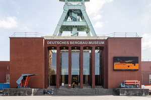  <div class="bildtext">Im Bild der Eingang des Bergbau-Museums Bochum. Das 1930 gegründete und unter Denkmalschutz stehende Museum stand in den vergangenen Jahren zur umfassenden Sanierung an.</div> 