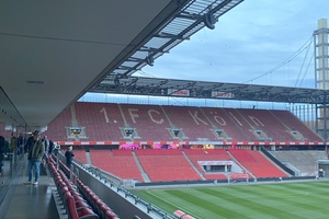  Nicht nur Fußballfans waren beim Besuch des Kölner Stadions begeistert. 